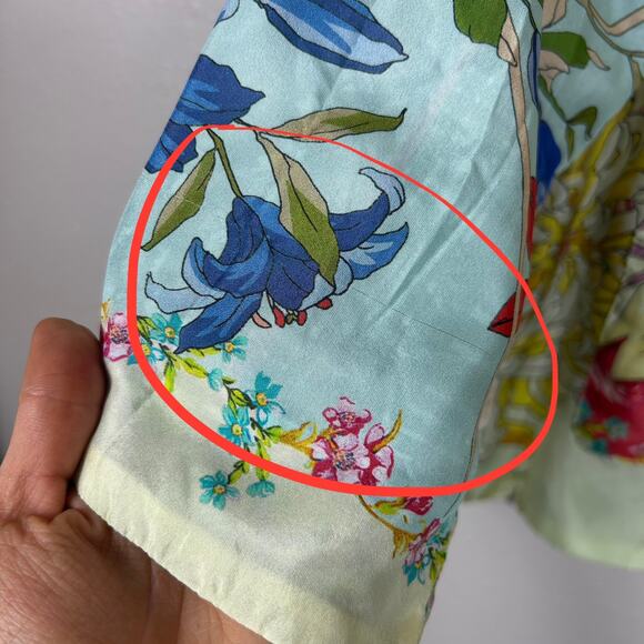 Johnny Was Silk Mizumi Floral Print Reversible Button up Top Multicolor XS - Picture 9 of 10